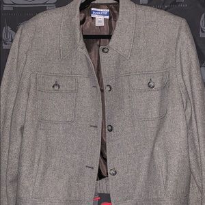 New. Never worn. Pendleton jacket size 16